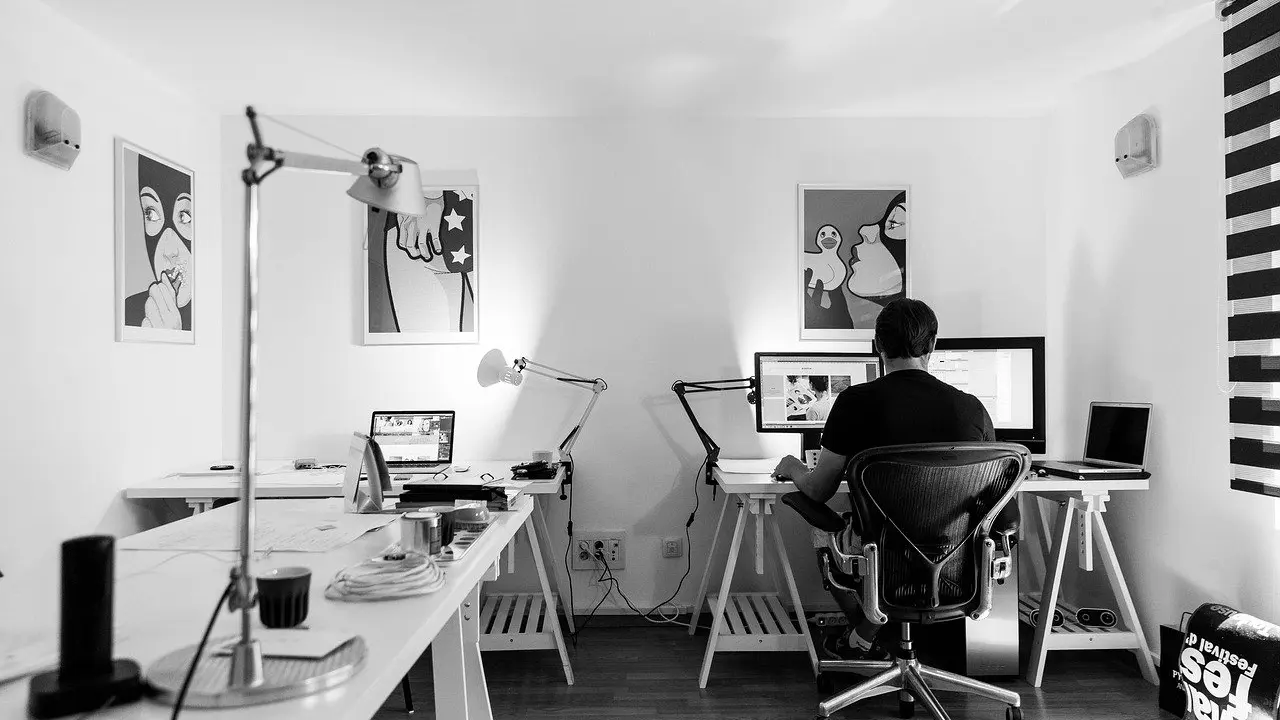 graphic design portfolio website examples