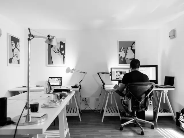12 Inspiring Graphic Design Portfolio Website Examples To Study In 2026